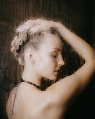 Horká sprcha v podzimních dnech přijde vhod víc než kdy dřív. 🚿 A právě teď je ideální čas dopřát si i pravidelný rituál...